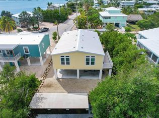 27449 Saint Vincent Ln, Ramrod Key, FL 33042