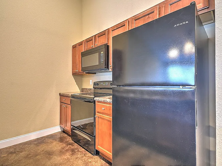 53 Sutter Pl — Photo 3