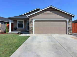 2478 Destiny Ln, Medford, OR