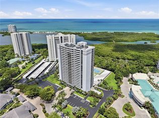5601 Turtle Bay Dr APT 302, Naples, FL 34108