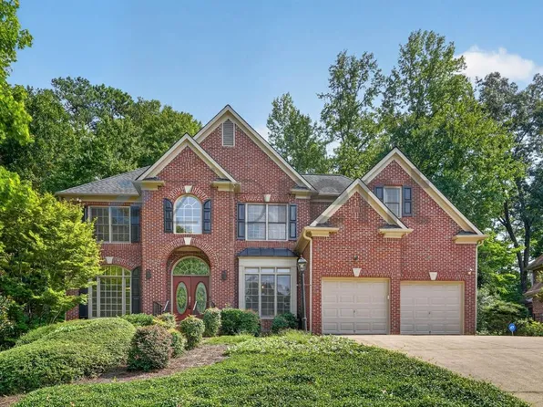 1190 Beacon Hill Xing, Alpharetta, GA 30005