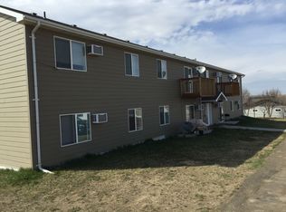 209 2nd St SE APT 2C, Belfield, ND 58622