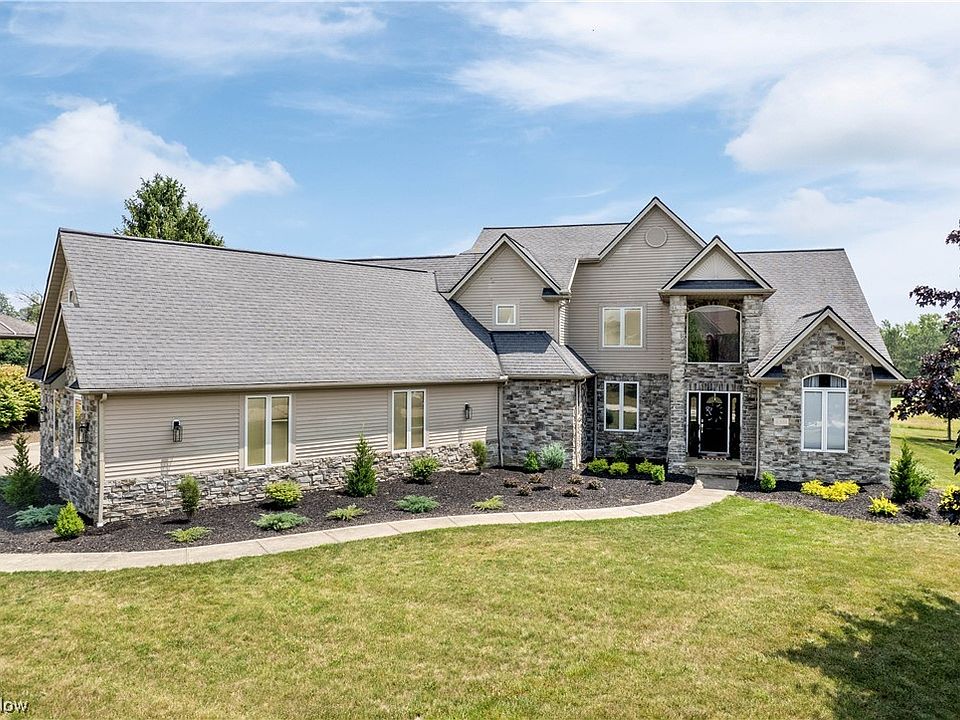 1st image of 6361 Highland Green Dr