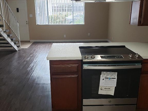 4th image of 9245 Elm Vista Dr
