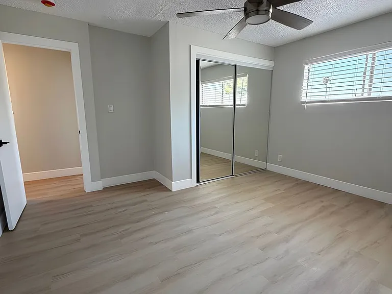 6500 S Western Ave #12A — Photo 3