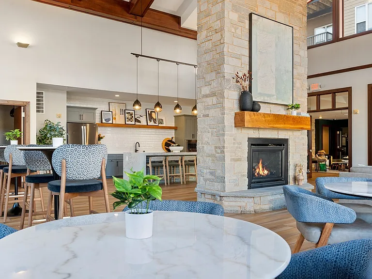 The Landings at Silver Lake Village — Photo 8