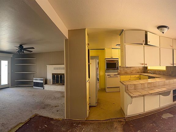 2nd image of 1206 W 10th St