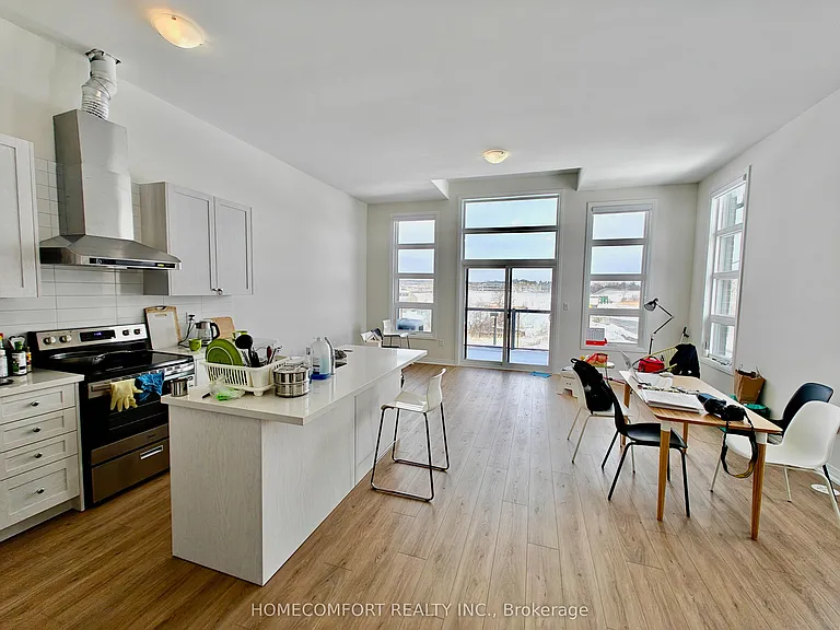 57 Harold Wilson Ln #UPPER — Photo 3