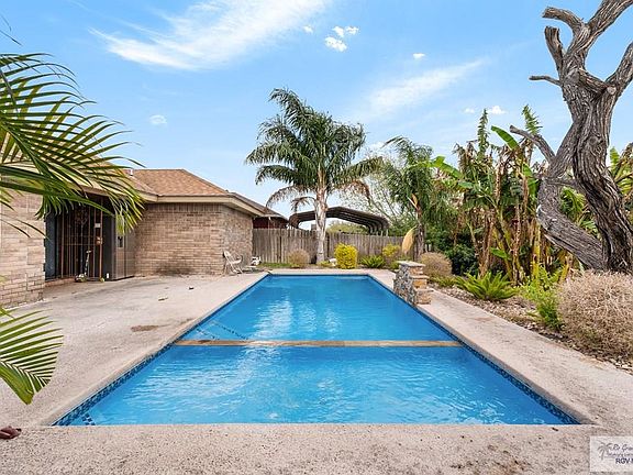 4th image of 7121 Laguna Madre Dr