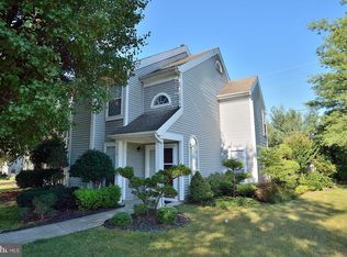 6225 Stonepath Cir, Centreville, VA 20120
