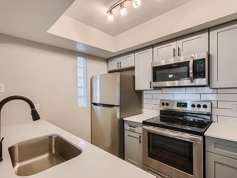 Rise Suncrest — Photo 15