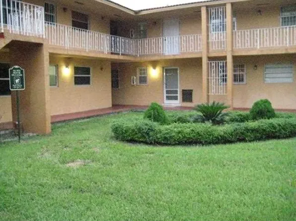 4050 NW 135th St APT 411, Opa Locka, FL 33054