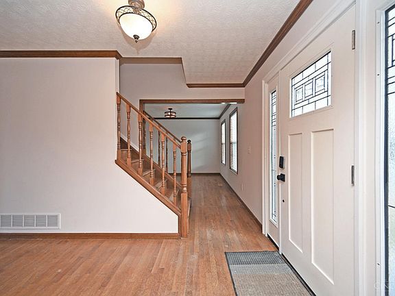 5th image of 6848 Tyler Ct