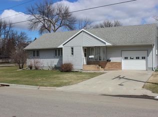 402 4th St E, Ada, MN 56510