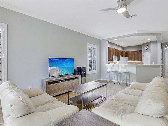 4th image of 21072 Cosenza Ct