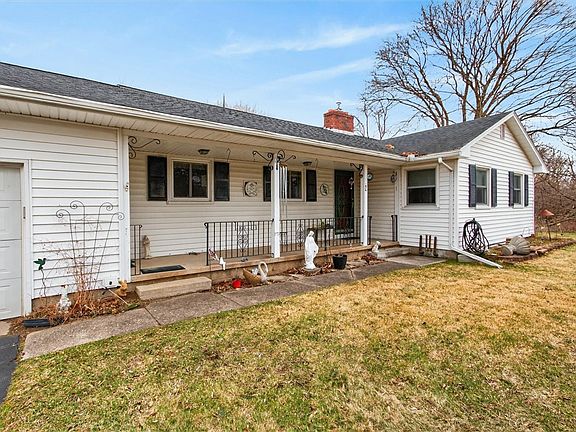 4th image of 996 Johnson Rd