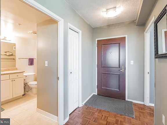 7111 Woodmont Ave APT 502, Bethesda, MD 20815 | Zillow