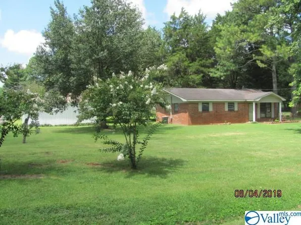 176 Macon Rd, Hazel Green, AL 35750
