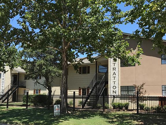 2nd image of 2601 SW D Ave #6