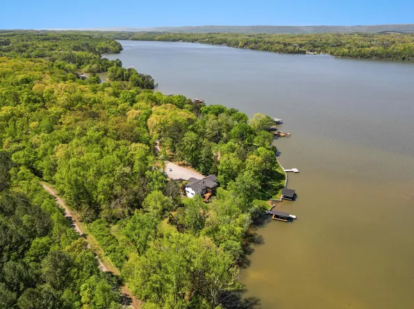 5723 Island View Dr, Harrison, TN 37341