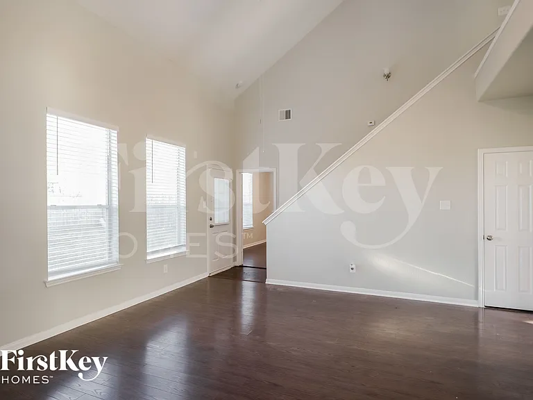 3806 Teal Maple Ct — Photo 2