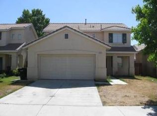 1327 Flint Ct, San Jacinto, CA 92583