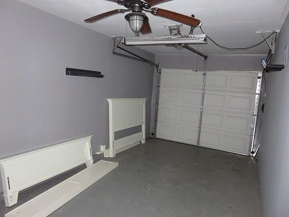 3rd image of 11815 Oakner Dr