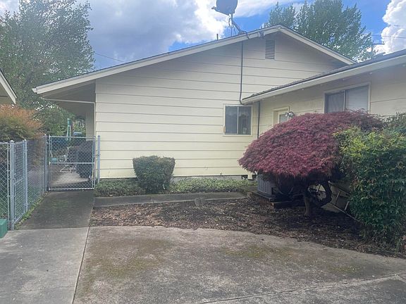 3rd image of 1325 Orchard Home Dr