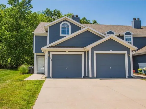 5516 NW Moonlight Meadow Dr, Lees Summit, MO 64064
