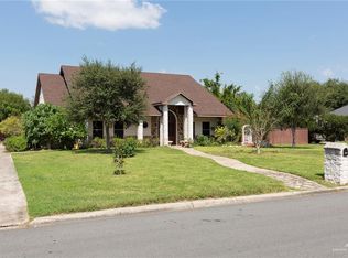 802 Country Ln, Weslaco, TX 78599