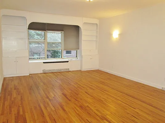 Rented by Keller Williams NYC | media 12