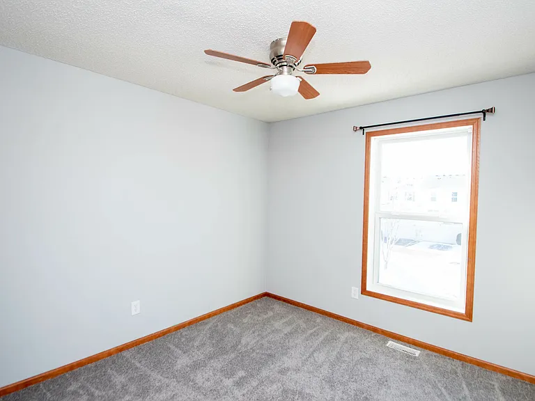 15119 Fanning Dr N — Photo 3