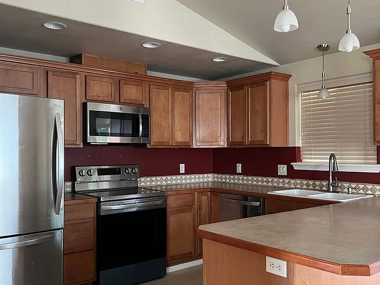 30 NE Alora Dr — Photo 4