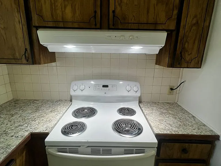 7220 Valley View Rd — Photo 10