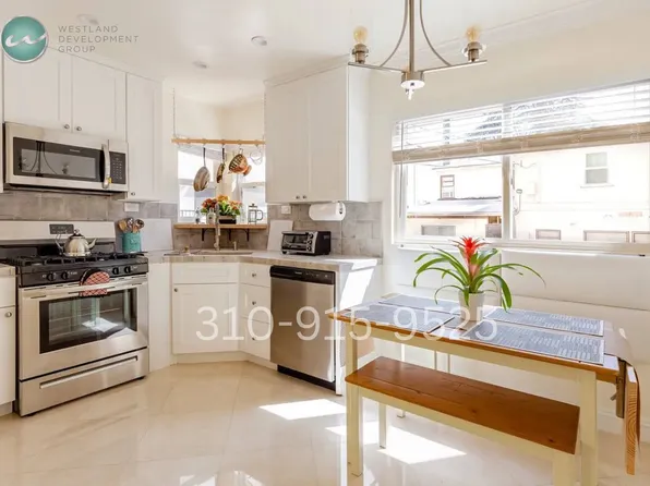 11817 Darlington Ave, Los Angeles, CA