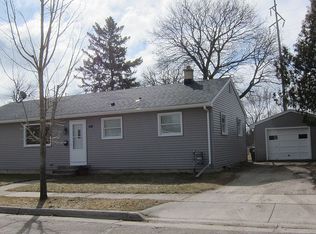 713 Carpenter St, Plymouth, WI 53073
