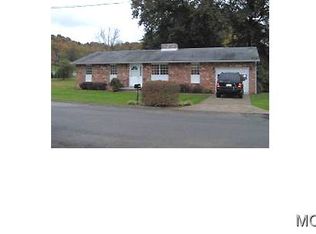2 Mound Manor St, Saint Marys, WV 26170