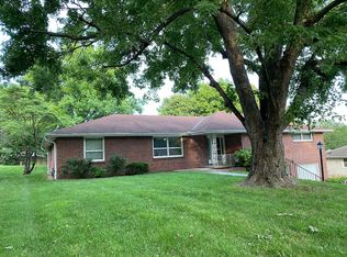 19 Stonecrest, Saint Joseph, MO 64506