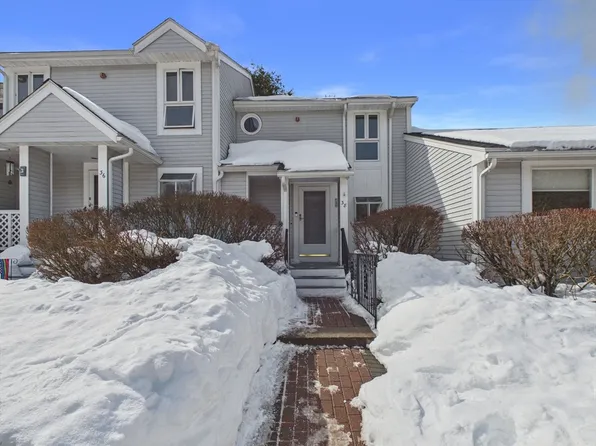 38 Alcott Cir #N4, Taunton, MA 02780