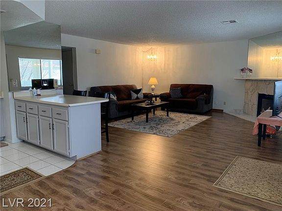 2nd image of 2712 Beaver Creek Ct APT 201