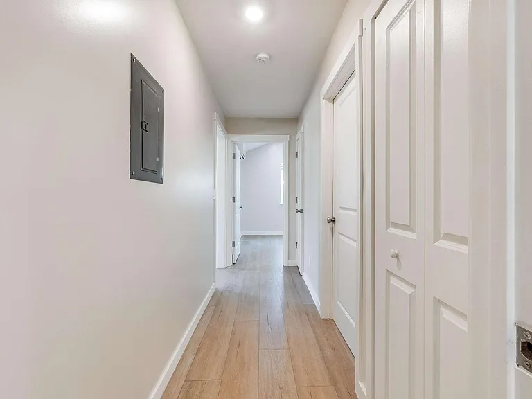 1045 Allegheny Dr — Photo 18