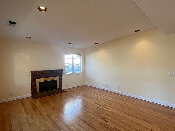 2nd image of 13330 Fontaine Dr