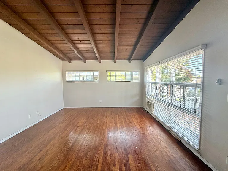8571 Onalaska Ave — Photo 11
