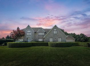 595 Retreat Ln N, Powell, OH