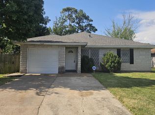 7325 Boggess Rd, Houston, TX 77016