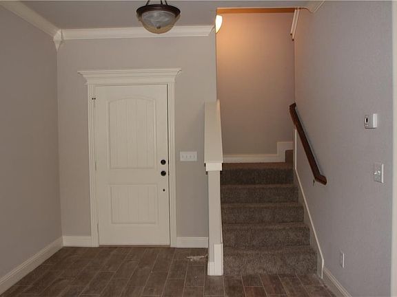 5th image of 4102 SW Deerfield Blvd