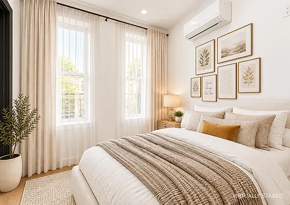 Bedroom, photo 2