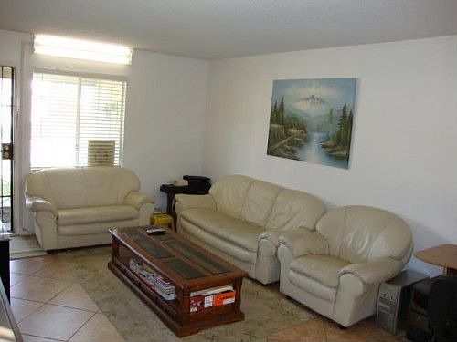 2nd image of 7927 Valdosta Ave