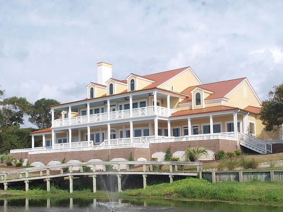 Clubhouse from 18th Green