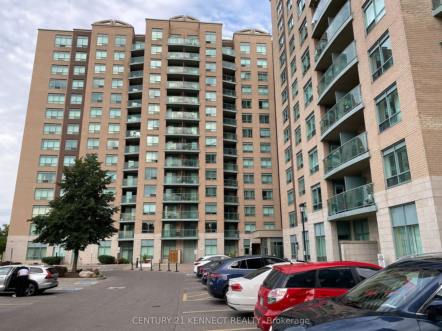 2 bed, $2,350 — Photo 1